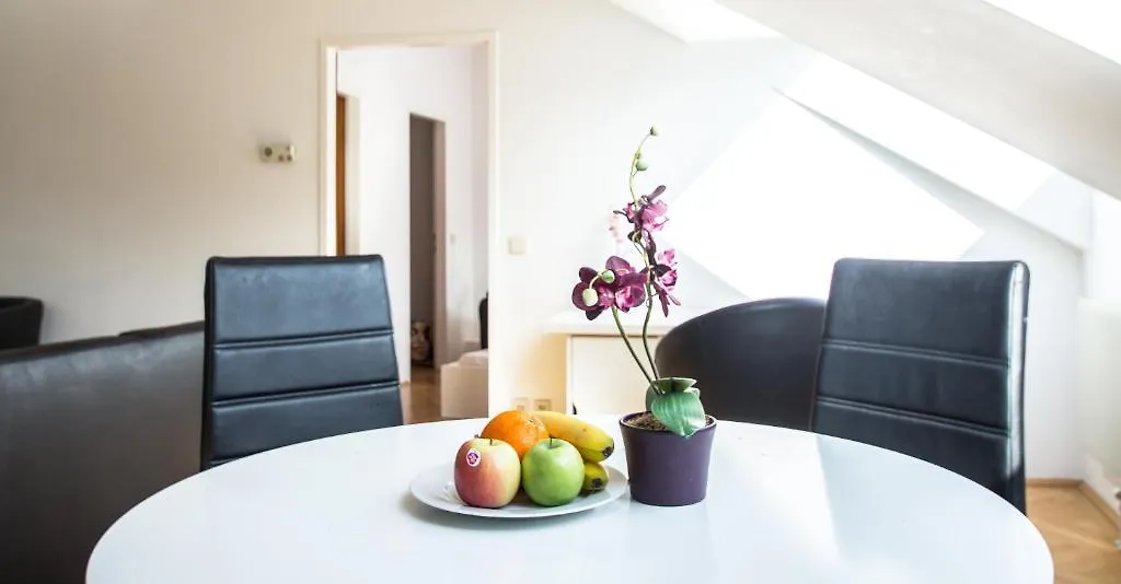 Sweet Living Salztorgasse Apartment Vienna 0*,